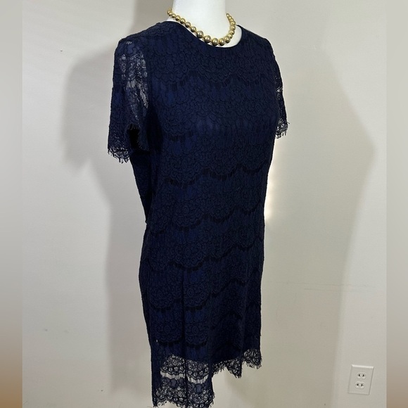 LuLu’s sz lg dress lace in navy classic style  Beautiful lace New no tags - Picture 1 of 15